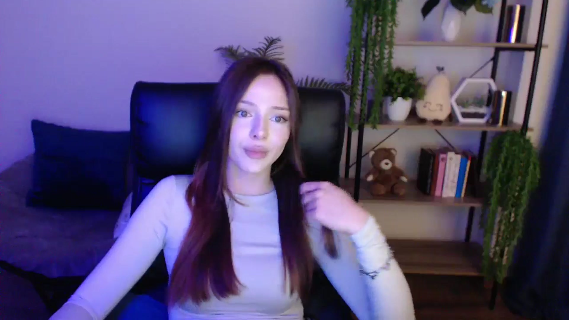 Gallery image thumbnail from KateManelli's myfreecams stream on, 02/18/2025, 13:45 image 20 of 20