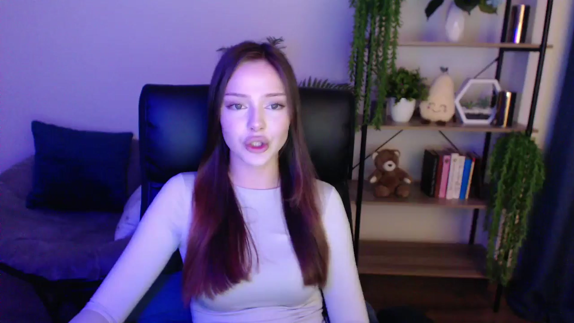 Gallery image thumbnail from KateManelli's myfreecams stream on, 02/18/2025, 13:45 image 5 of 20
