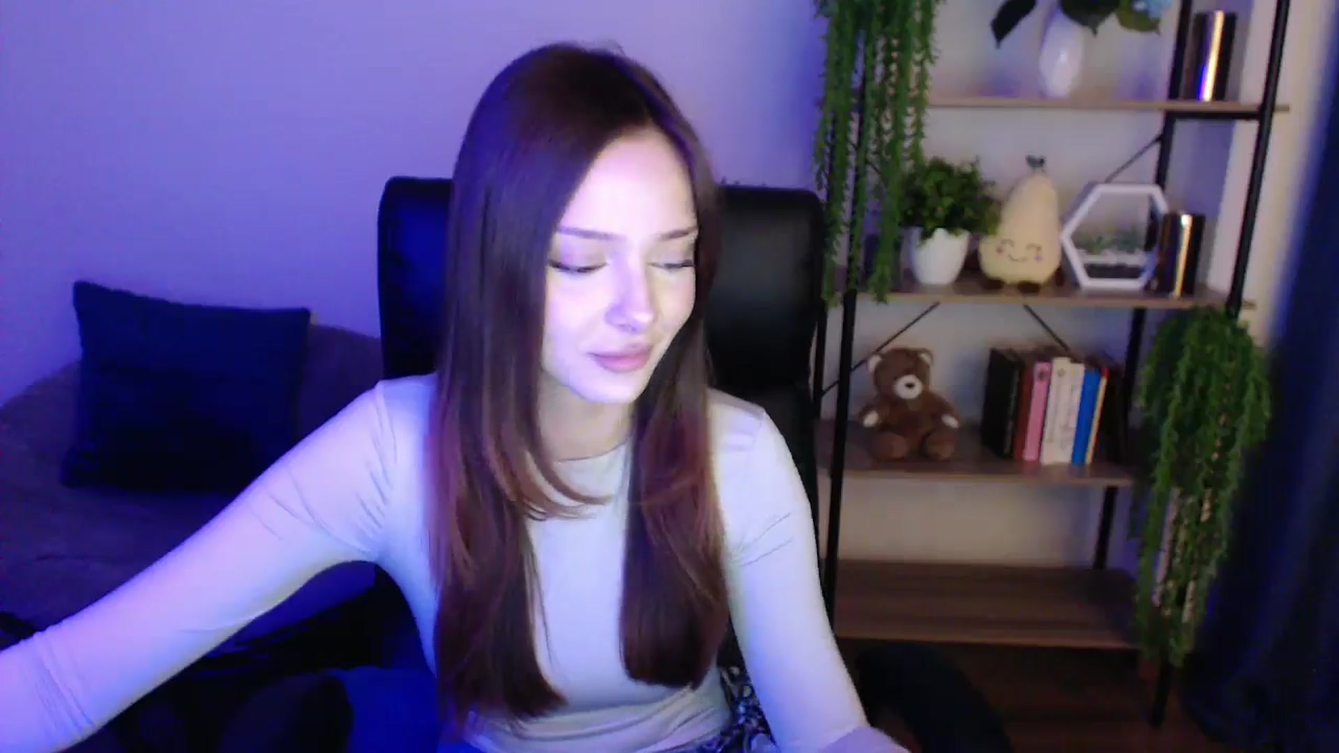 Gallery image thumbnail from KateManelli's myfreecams stream on, 02/18/2025, 14:53 image 11 of 20