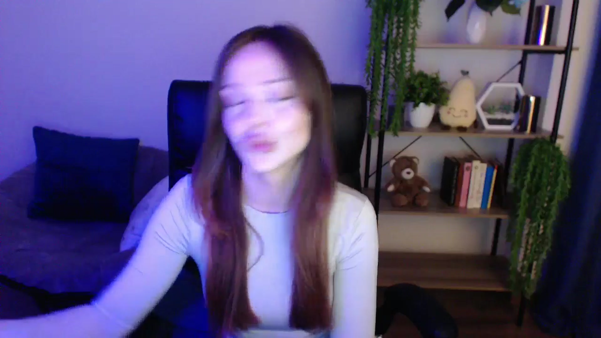 Gallery image thumbnail from KateManelli's myfreecams stream on, 02/18/2025, 14:53 image 5 of 20