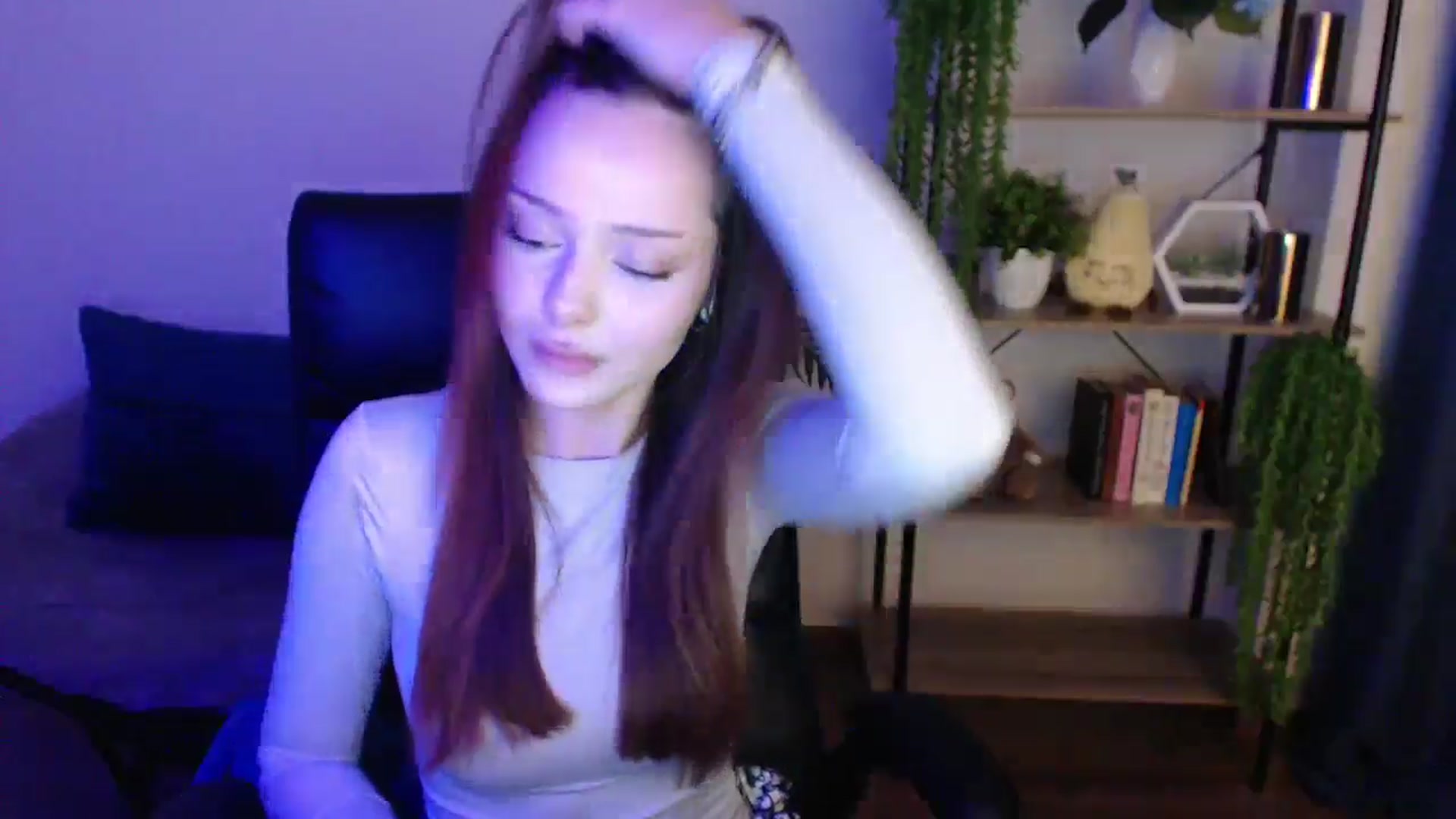 Gallery image thumbnail from KateManelli's myfreecams stream on, 02/18/2025, 14:53 image 6 of 20