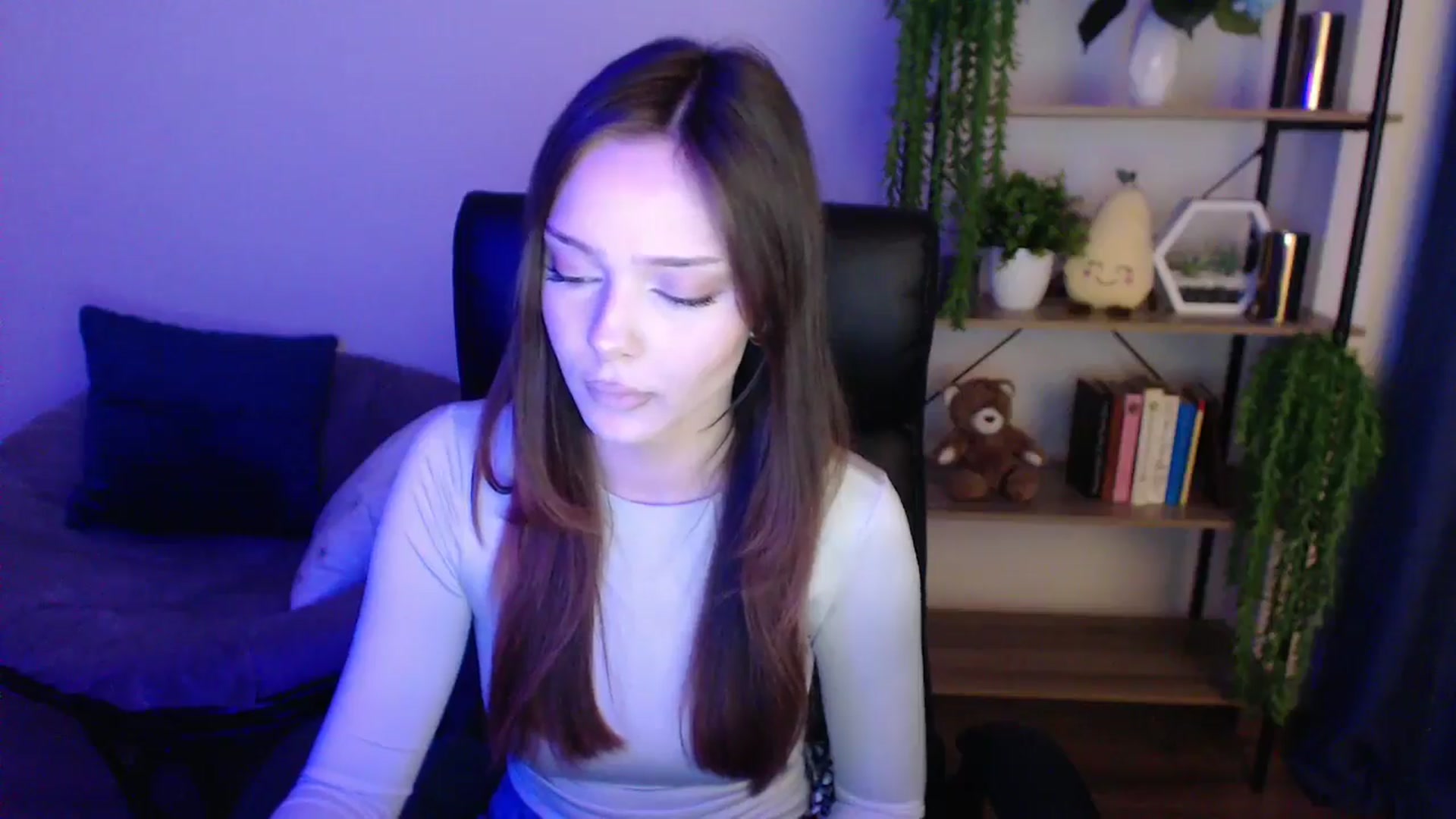 Gallery image thumbnail from KateManelli's myfreecams stream on, 02/18/2025, 14:53 image 19 of 20