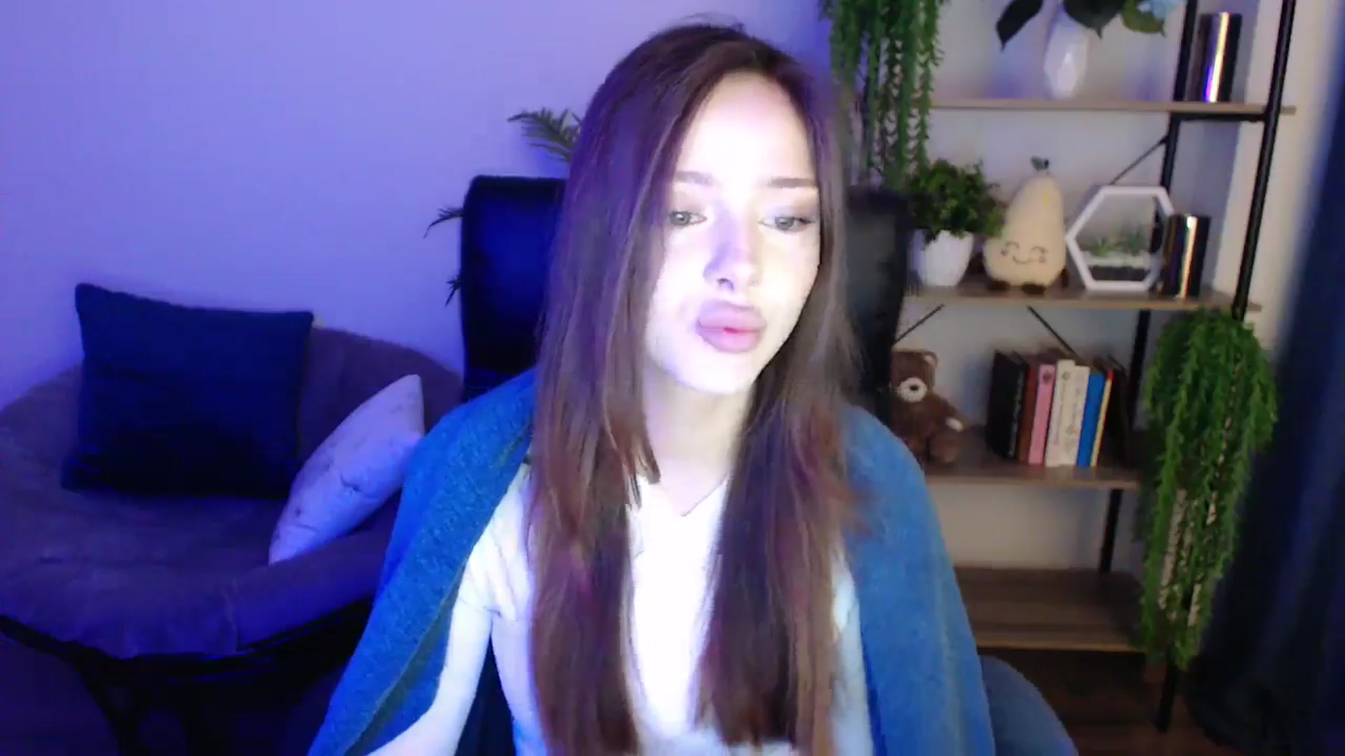 Gallery image thumbnail from KateManelli's myfreecams stream on, 02/19/2025, 10:00 image 2 of 20