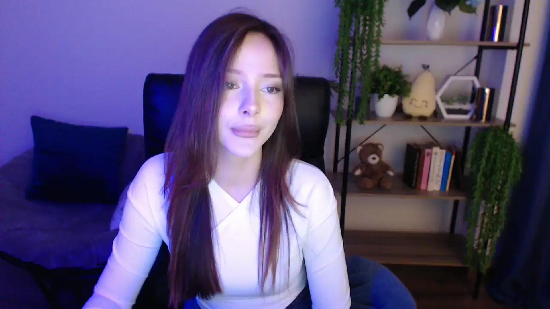 Gallery image thumbnail from KateManelli's myfreecams stream on, 02/19/2025, 10:00 image 20 of 20