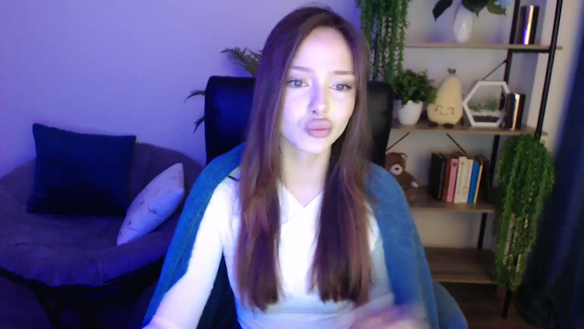 Gallery image thumbnail from KateManelli's myfreecams stream on, 02/19/2025, 10:00 image 3 of 20