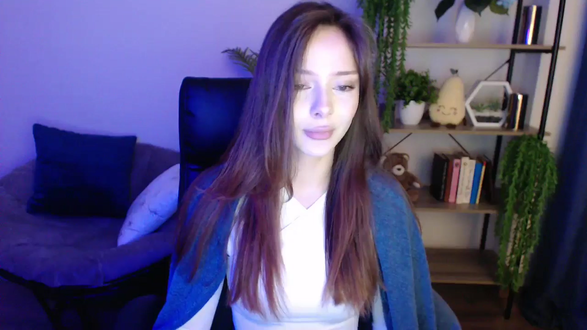 Gallery image thumbnail from KateManelli's myfreecams stream on, 02/19/2025, 10:00 image 7 of 20