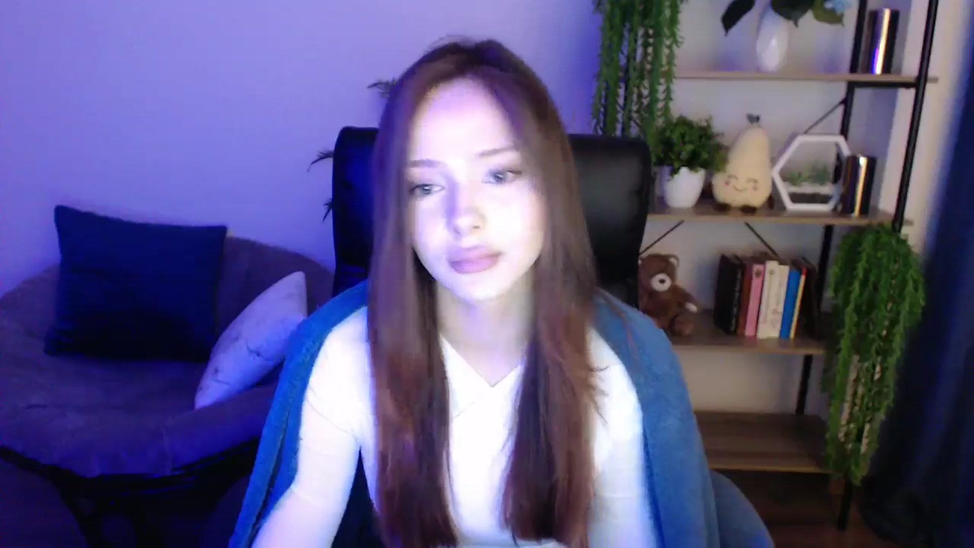 Gallery image thumbnail from KateManelli's myfreecams stream on, 02/19/2025, 10:00 image 5 of 20
