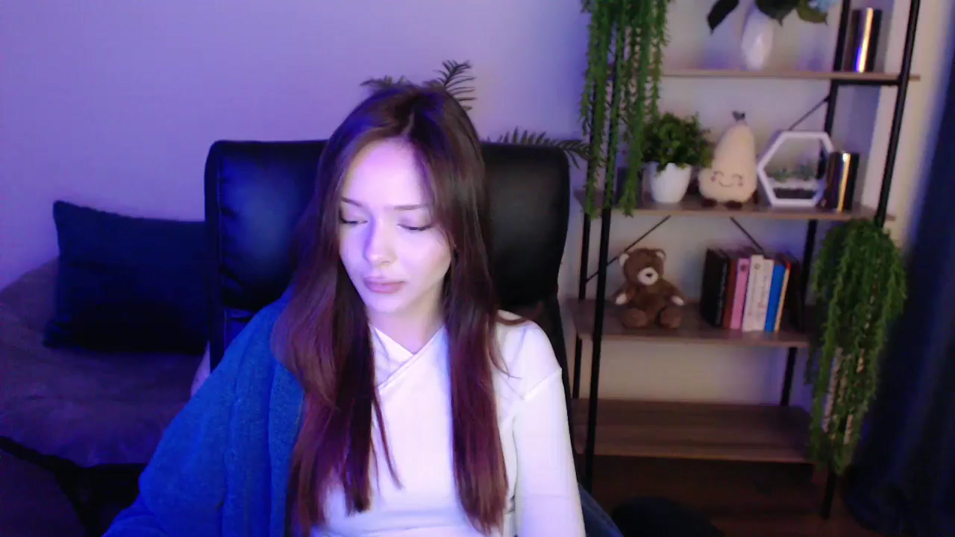 Gallery image thumbnail from KateManelli's myfreecams stream on, 02/19/2025, 10:42 image 20 of 20