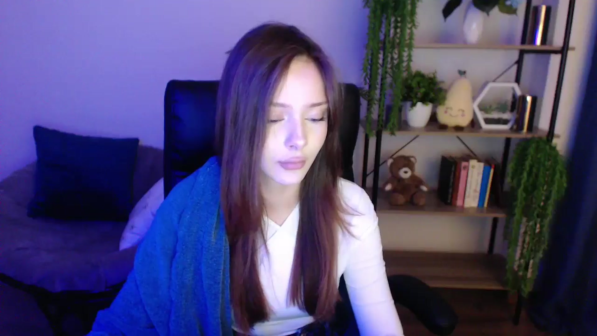 Gallery image thumbnail from KateManelli's myfreecams stream on, 02/19/2025, 10:42 image 4 of 20