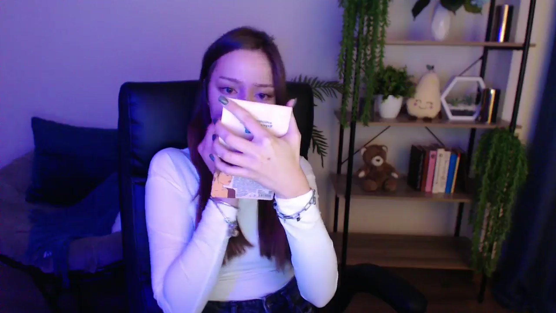 Gallery image thumbnail from KateManelli's myfreecams stream on, 02/19/2025, 11:57 image 3 of 20
