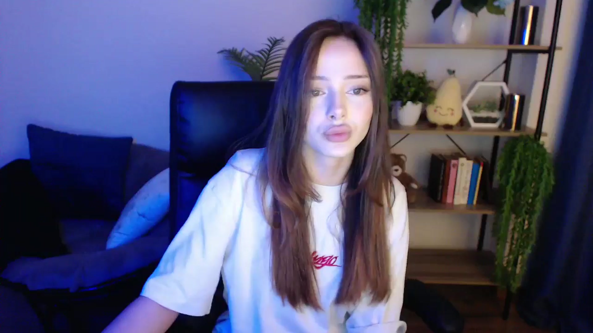 Gallery image thumbnail from KateManelli's myfreecams stream on, 02/21/2025, 09:44 image 20 of 20