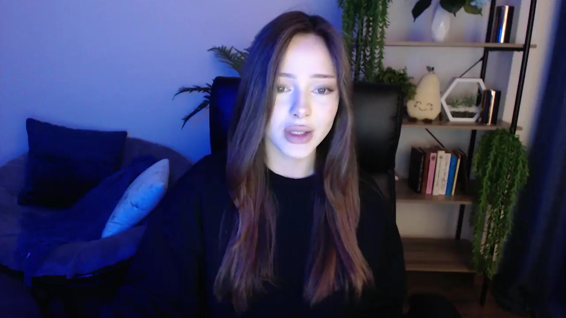 Gallery image thumbnail from KateManelli's myfreecams stream on, 02/21/2025, 09:44 image 1 of 20