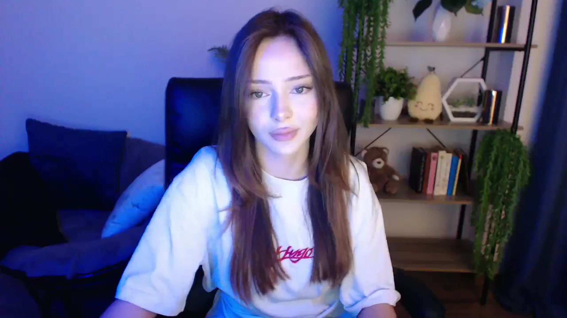 Gallery image thumbnail from KateManelli's myfreecams stream on, 02/21/2025, 09:44 image 13 of 20