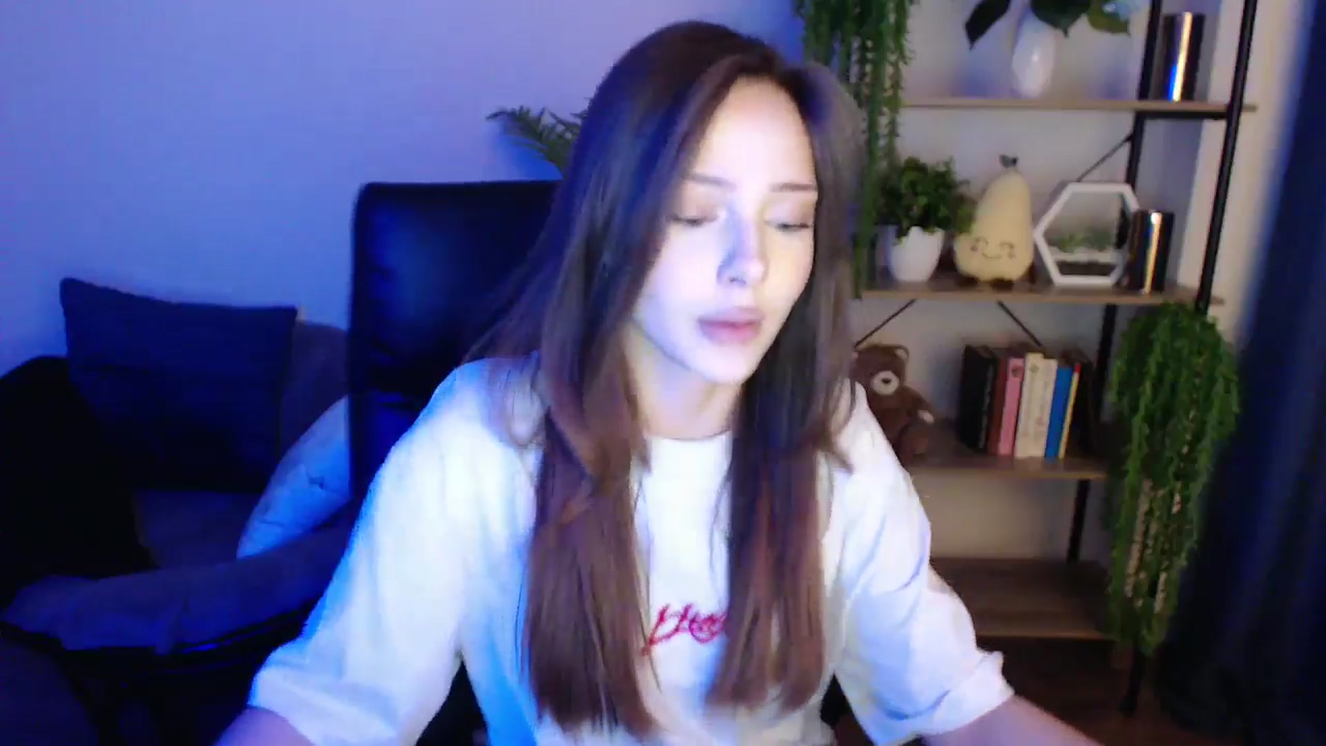 Gallery image thumbnail from KateManelli's myfreecams stream on, 02/21/2025, 09:44 image 19 of 20