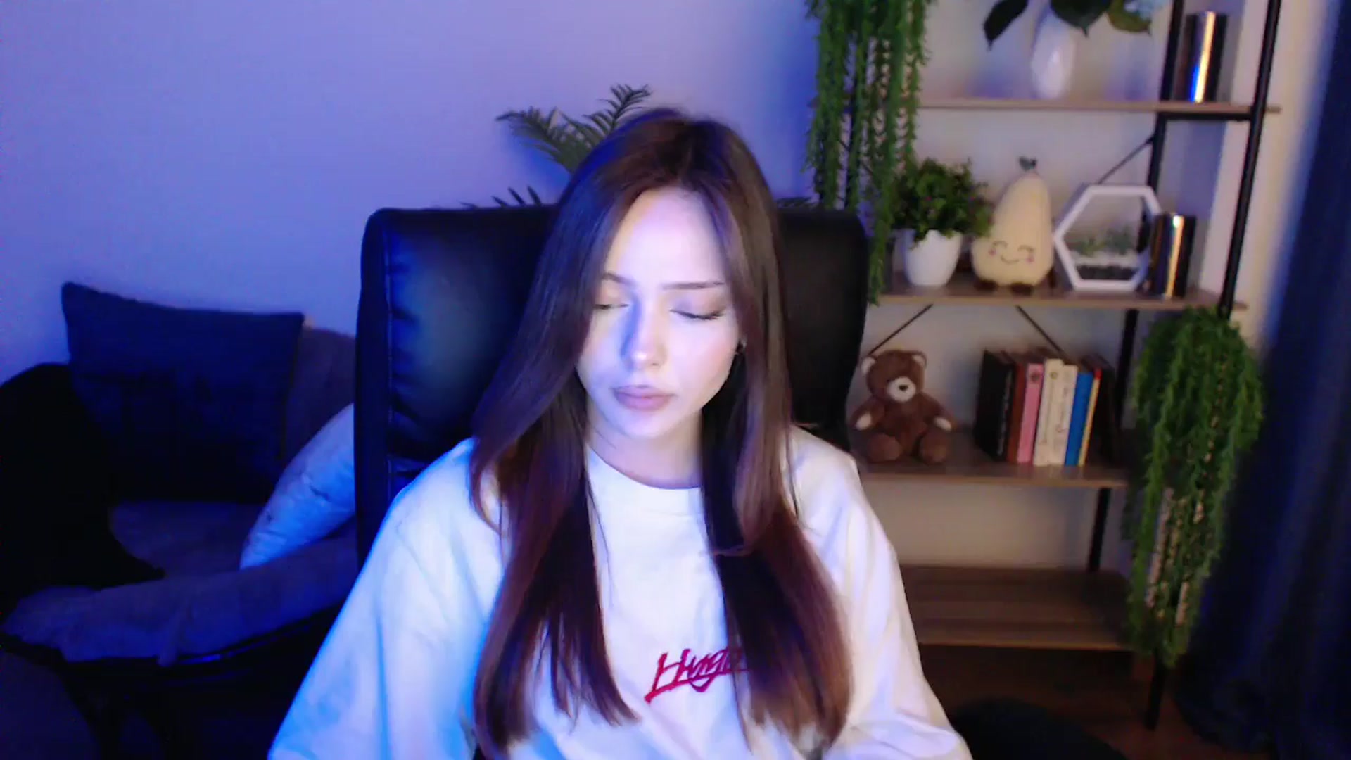 Gallery image thumbnail from KateManelli's myfreecams stream on, 02/21/2025, 11:14 image 18 of 20