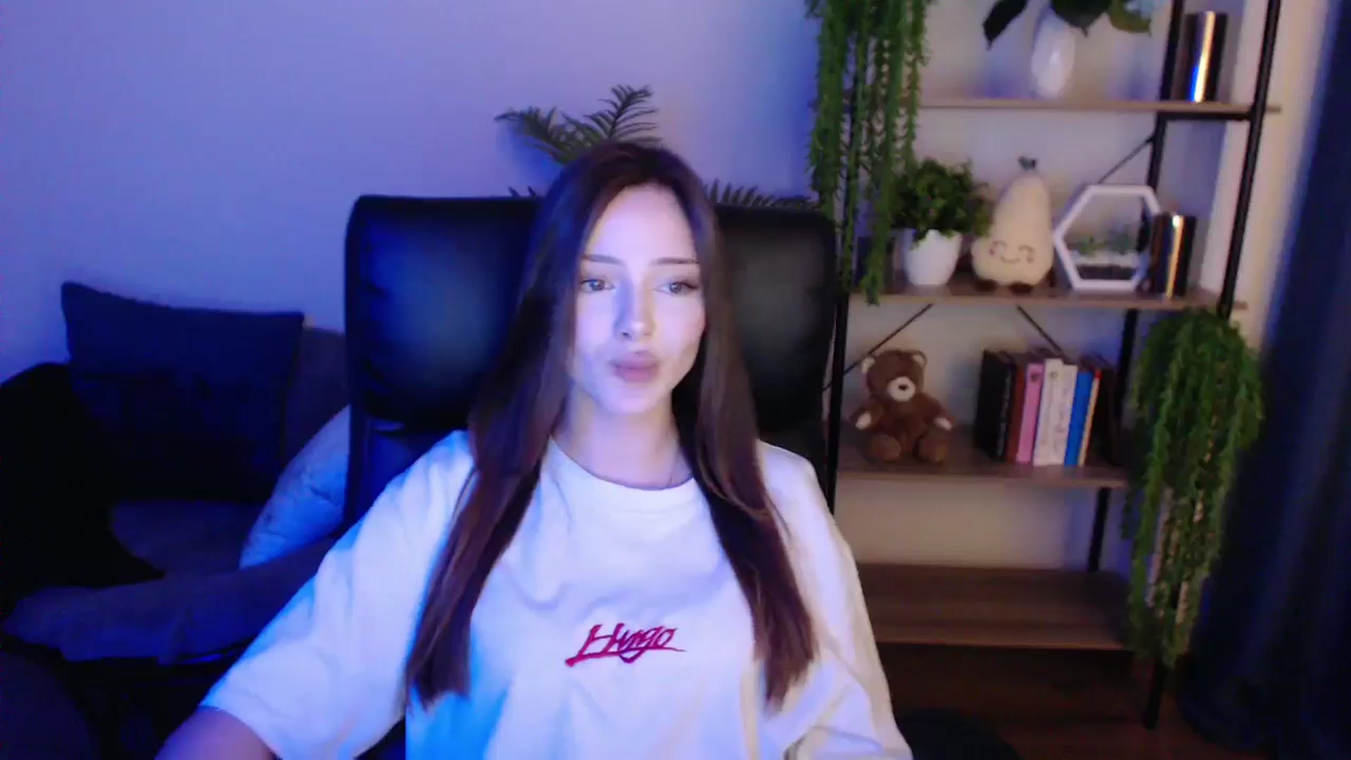 Gallery image thumbnail from KateManelli's myfreecams stream on, 02/21/2025, 12:58 image 15 of 20