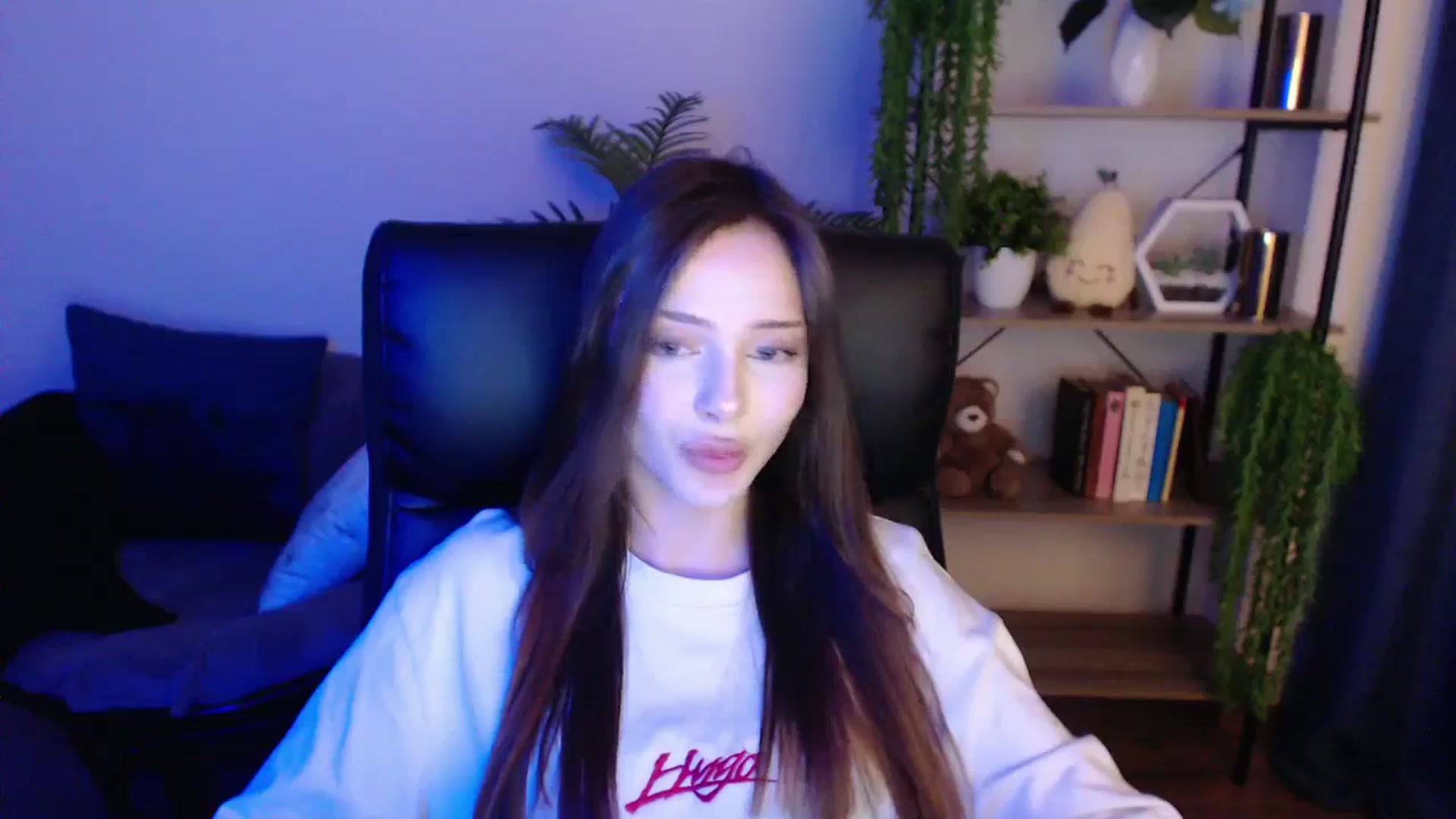 Gallery image thumbnail from KateManelli's myfreecams stream on, 02/21/2025, 12:58 image 13 of 20