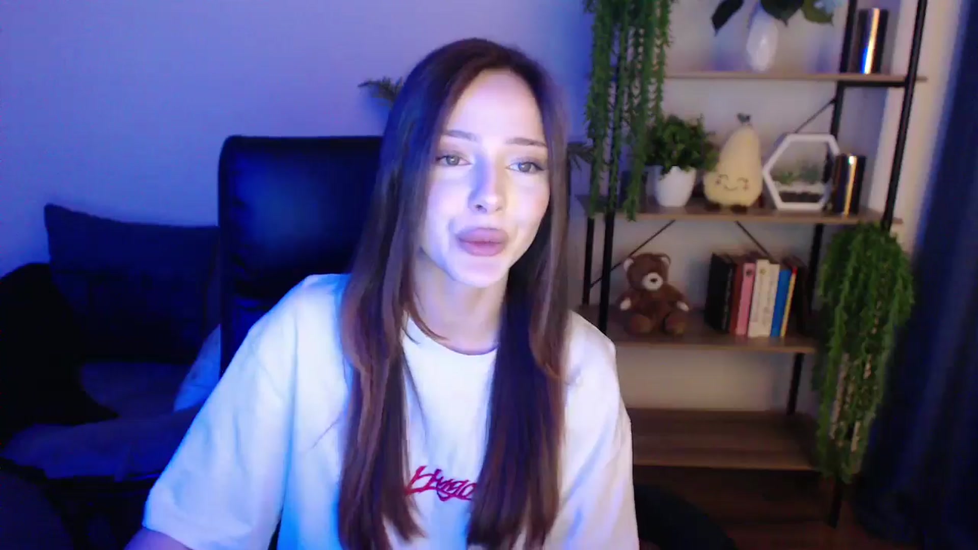 Gallery image thumbnail from KateManelli's myfreecams stream on, 02/21/2025, 12:58 image 18 of 20