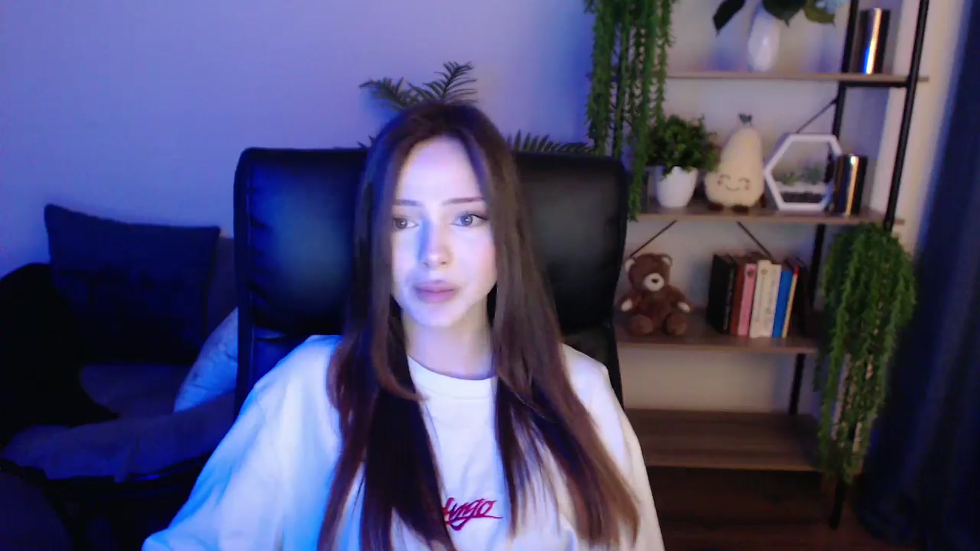 Gallery image thumbnail from KateManelli's myfreecams stream on, 02/21/2025, 12:58 image 6 of 20