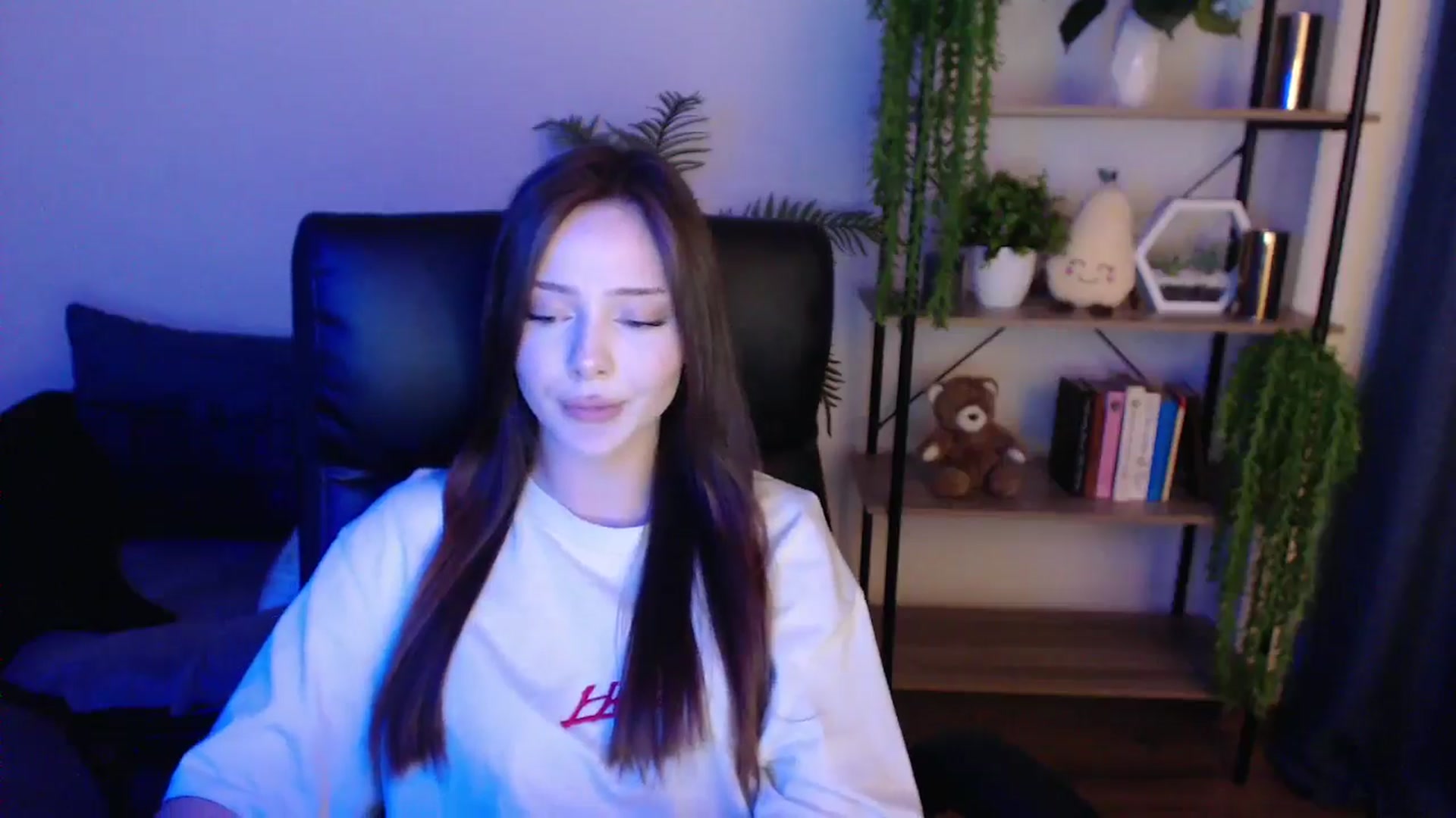 Gallery image thumbnail from KateManelli's myfreecams stream on, 02/21/2025, 12:58 image 9 of 20