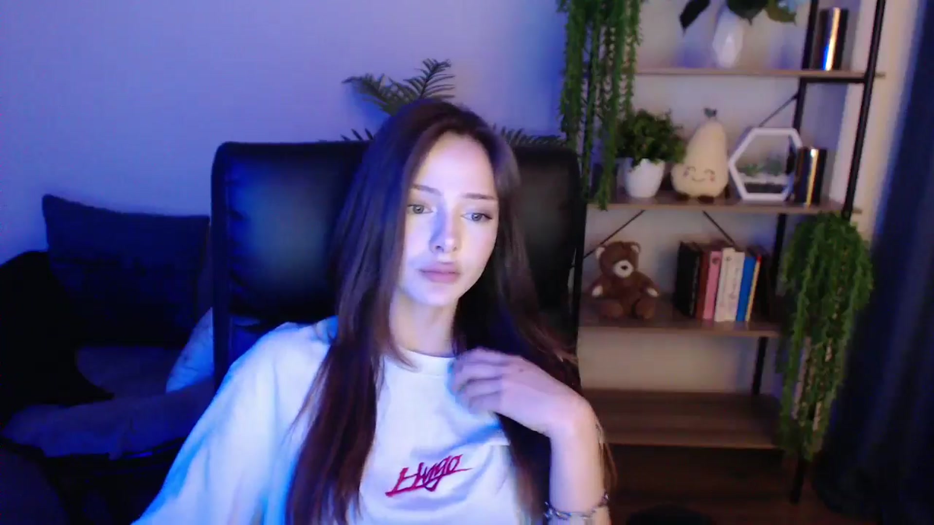 Gallery image thumbnail from KateManelli's myfreecams stream on, 02/21/2025, 13:31 image 10 of 20