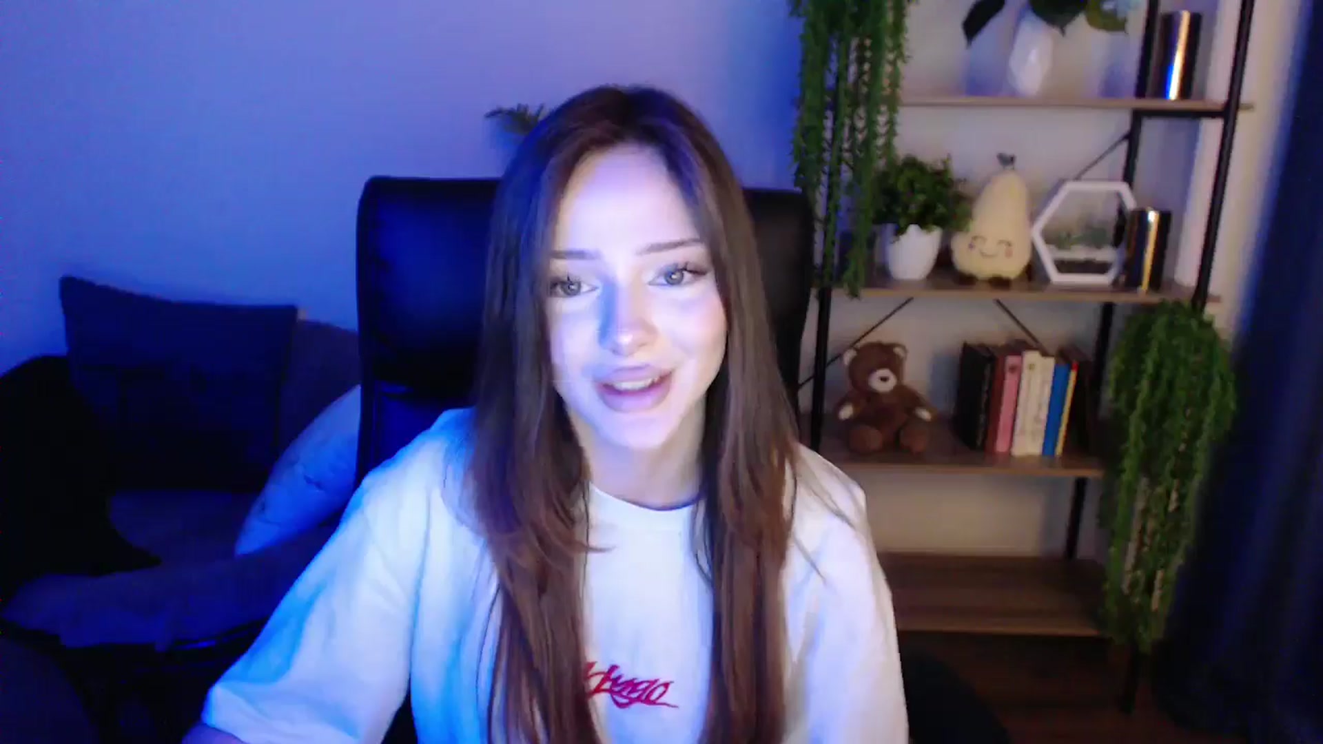 Gallery image thumbnail from KateManelli's myfreecams stream on, 02/21/2025, 14:19 image 8 of 20