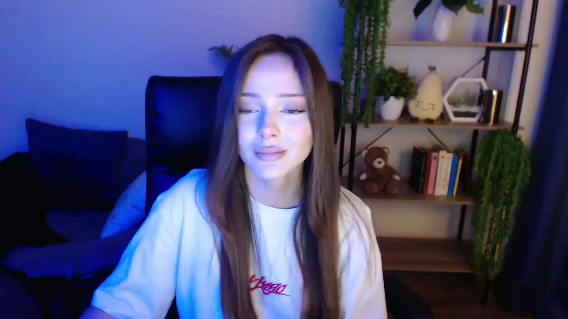 Gallery image thumbnail from KateManelli's myfreecams stream on, 02/21/2025, 14:19 image 9 of 20