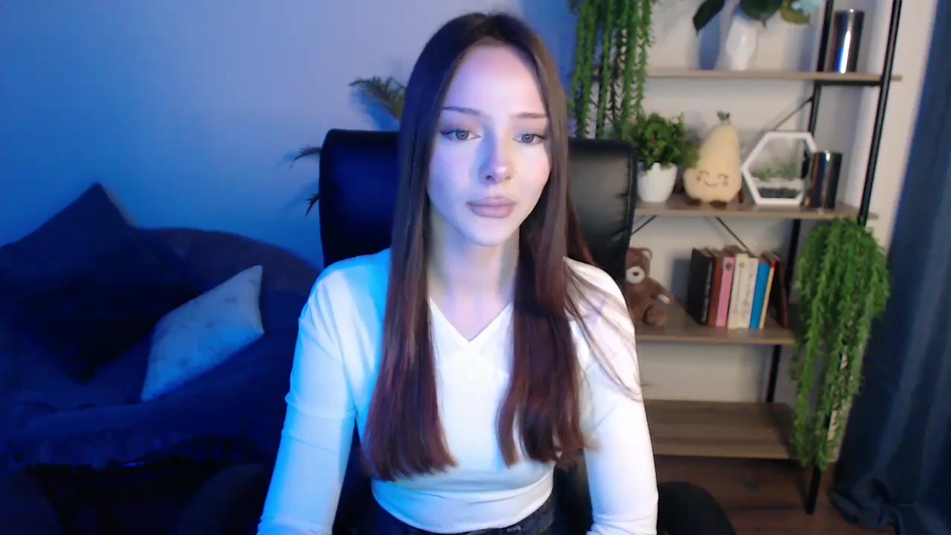 Gallery image thumbnail from KateManelli's myfreecams stream on, 02/24/2025, 09:48 image 13 of 20