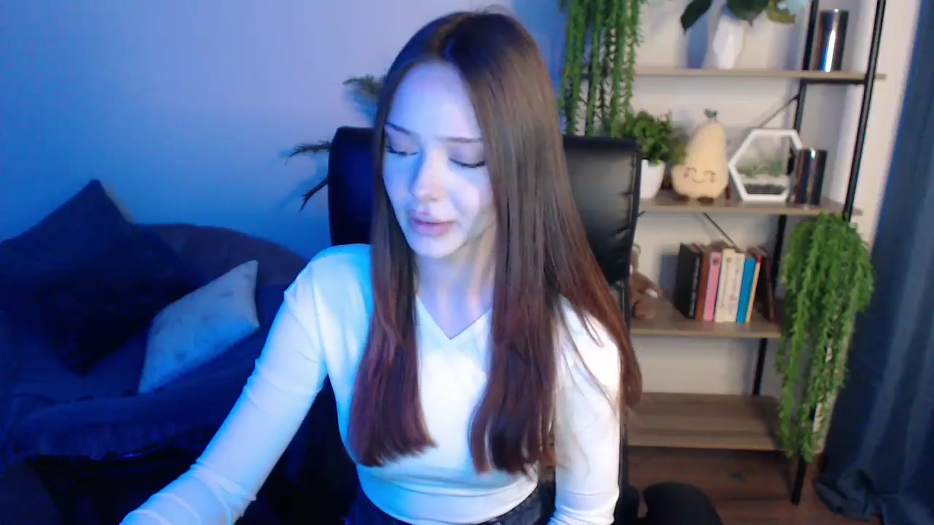Gallery image thumbnail from KateManelli's myfreecams stream on, 02/24/2025, 09:48 image 15 of 20