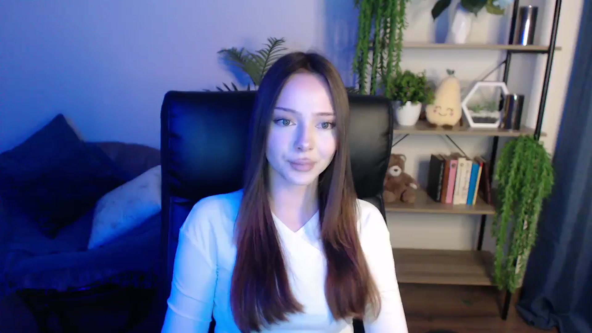 Gallery image thumbnail from KateManelli's myfreecams stream on, 02/24/2025, 10:13 image 3 of 20