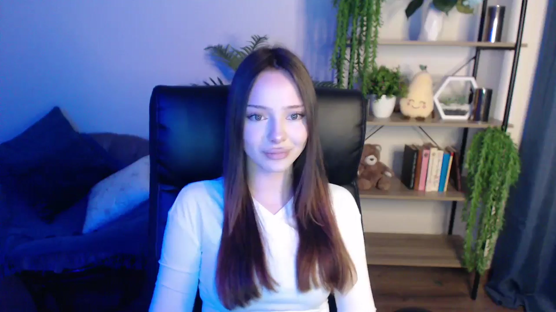 Gallery image thumbnail from KateManelli's myfreecams stream on, 02/24/2025, 10:13 image 8 of 20