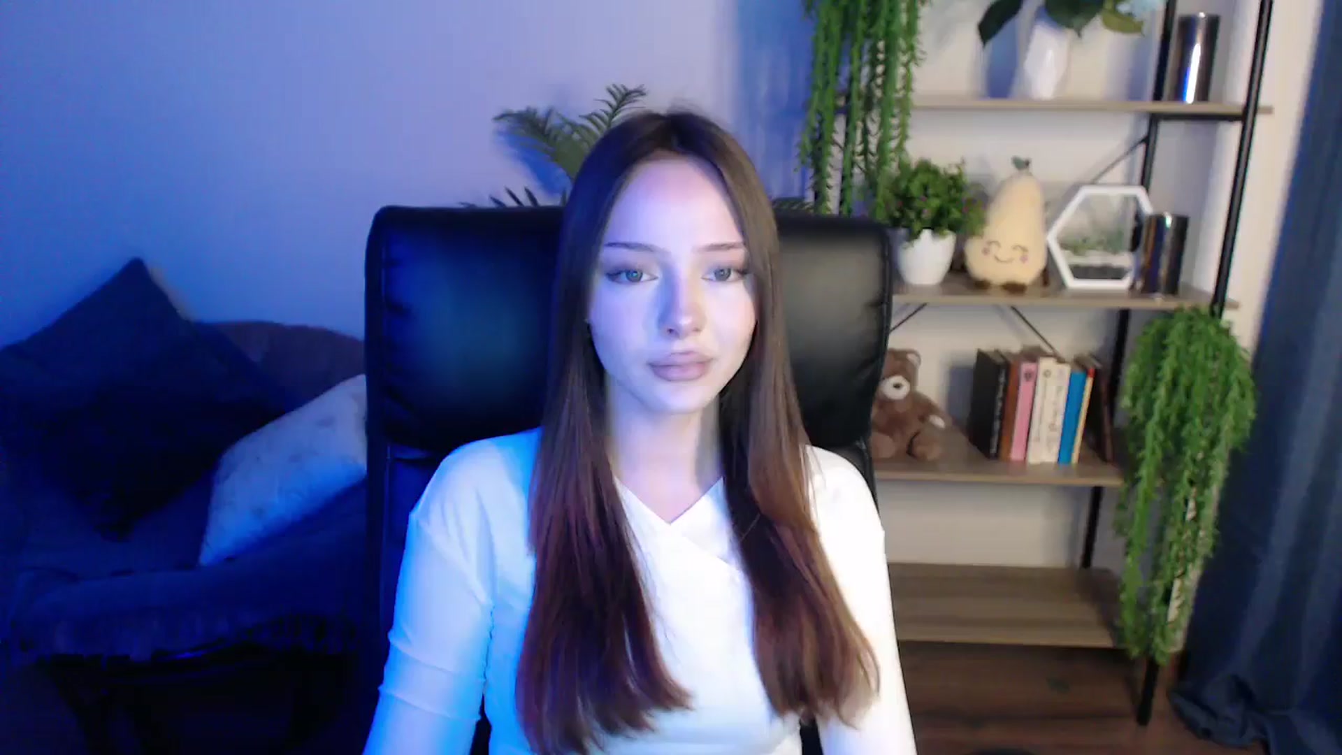 Gallery image thumbnail from KateManelli's myfreecams stream on, 02/24/2025, 10:13 image 1 of 20