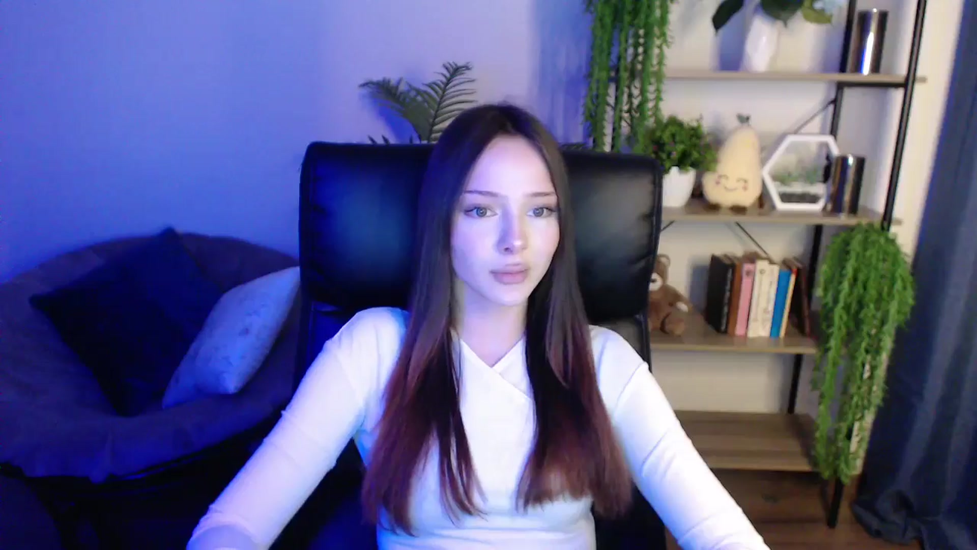 Gallery image thumbnail from KateManelli's myfreecams stream on, 02/24/2025, 11:19 image 8 of 20