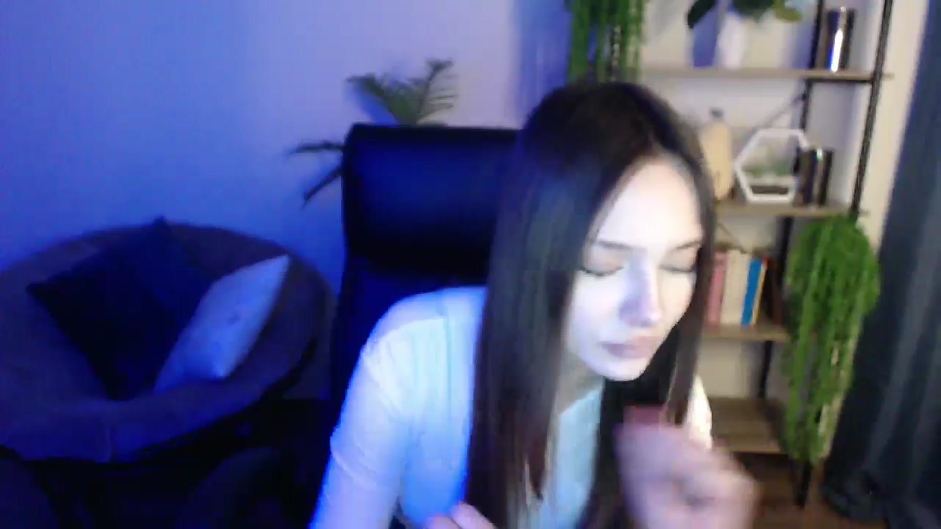 Gallery image thumbnail from KateManelli's myfreecams stream on, 02/24/2025, 13:23 image 13 of 20