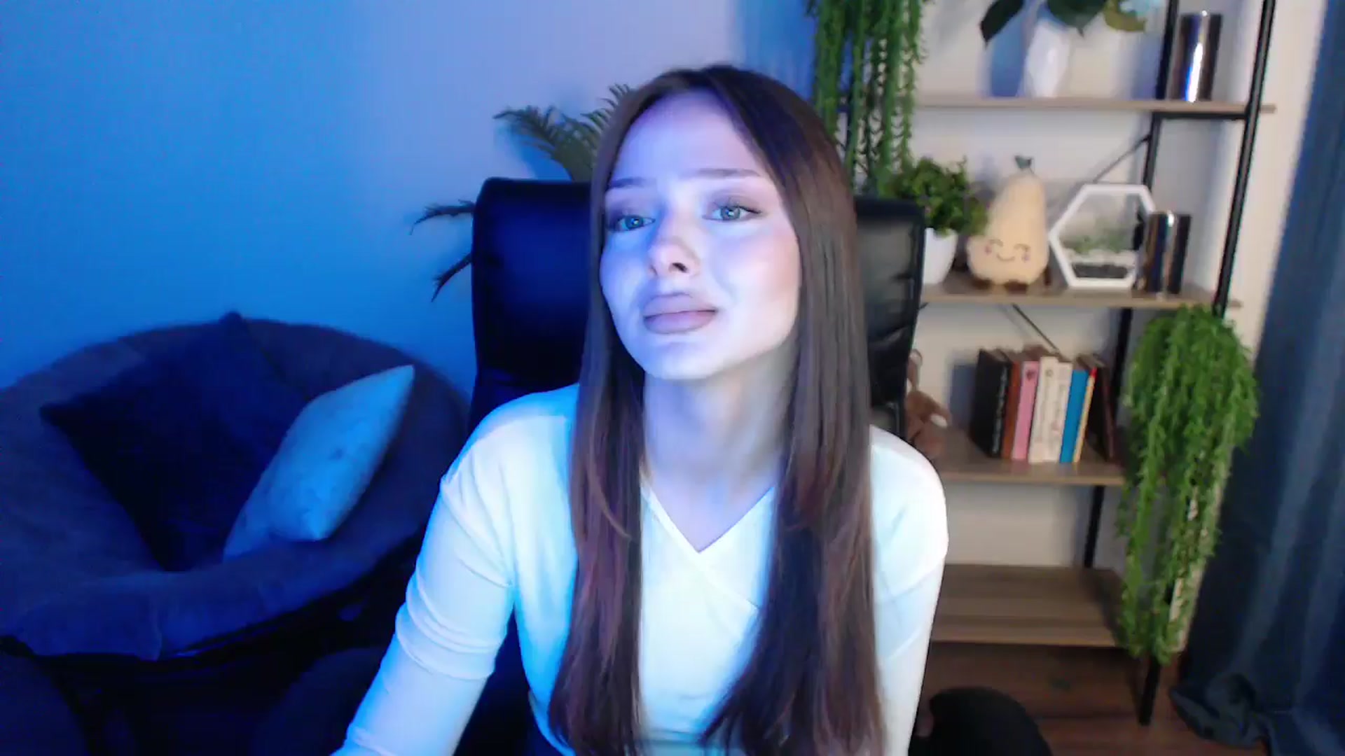 Gallery image thumbnail from KateManelli's myfreecams stream on, 02/24/2025, 13:23 image 9 of 20