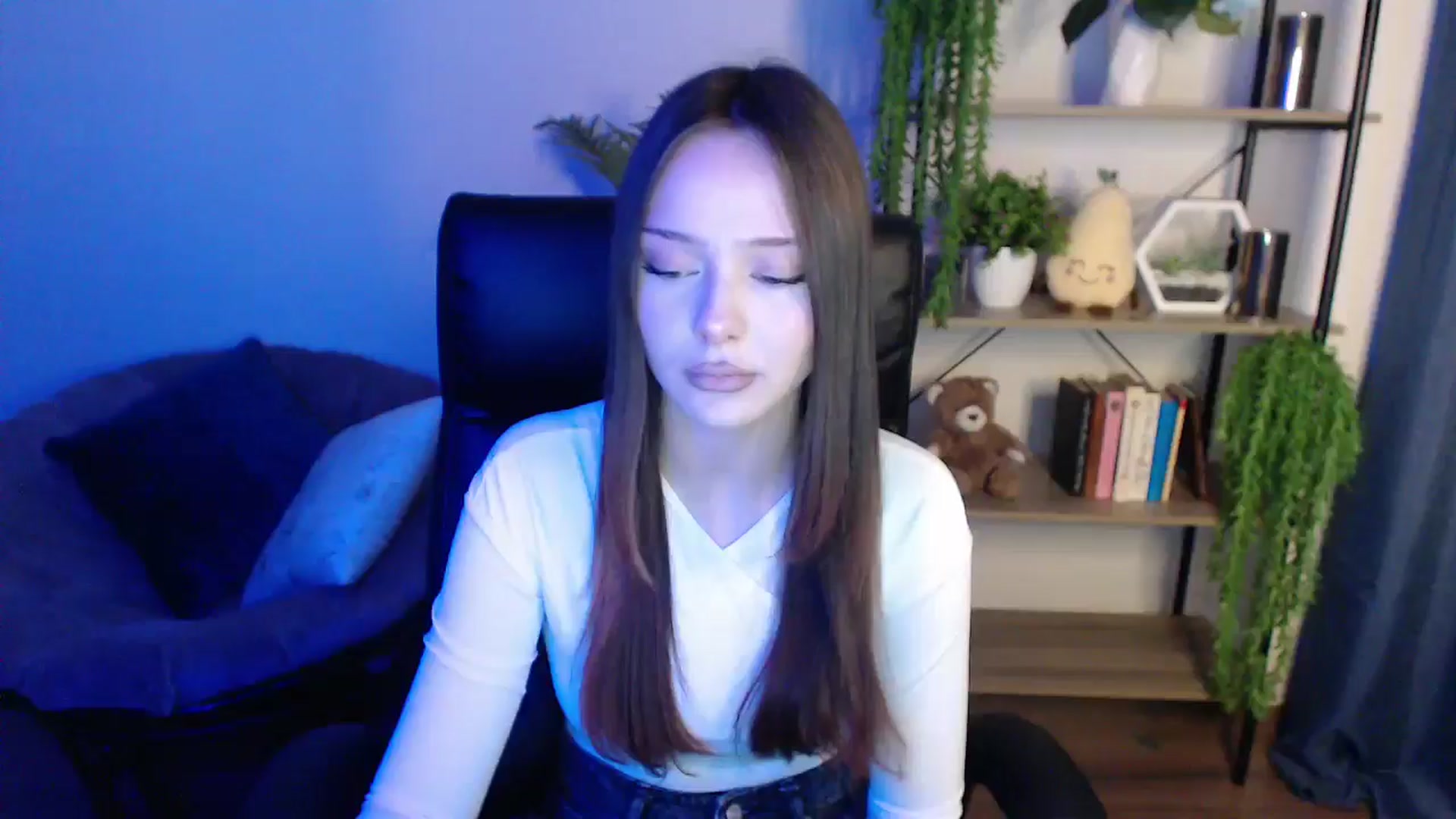 Gallery image thumbnail from KateManelli's myfreecams stream on, 02/24/2025, 13:23 image 1 of 20