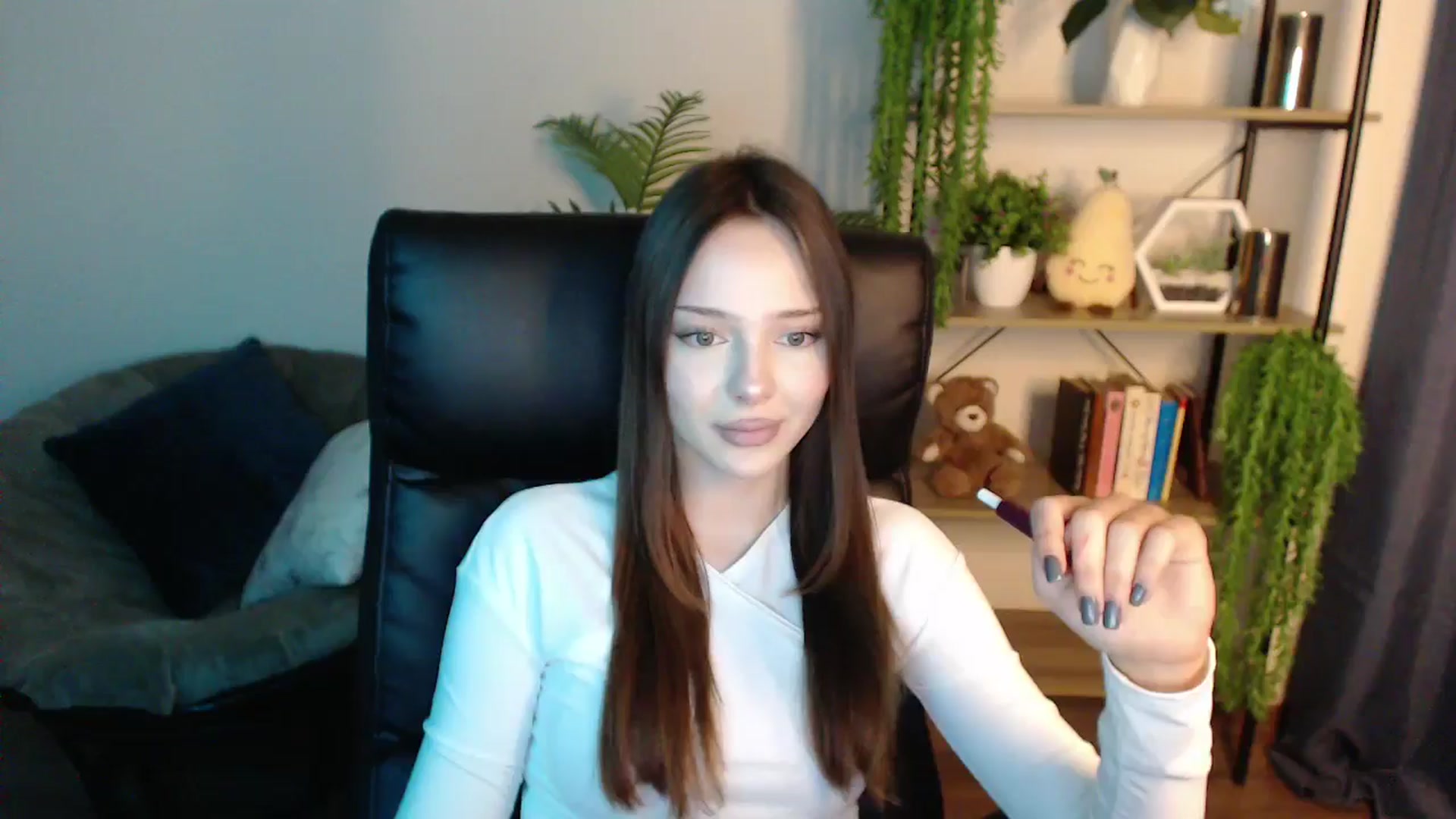 Gallery image thumbnail from KateManelli's myfreecams stream on, 02/24/2025, 14:16 image 20 of 20