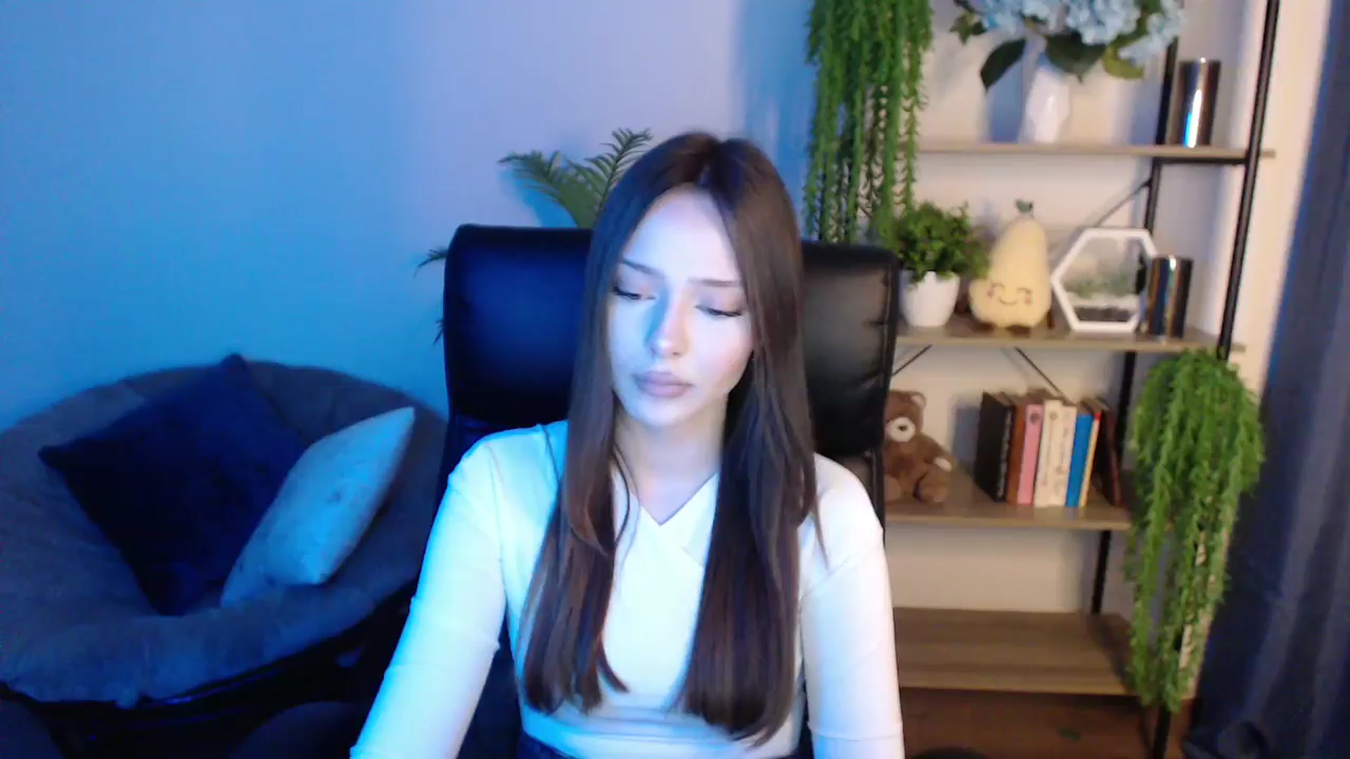 Gallery image thumbnail from KateManelli's myfreecams stream on, 02/25/2025, 11:17 image 18 of 20