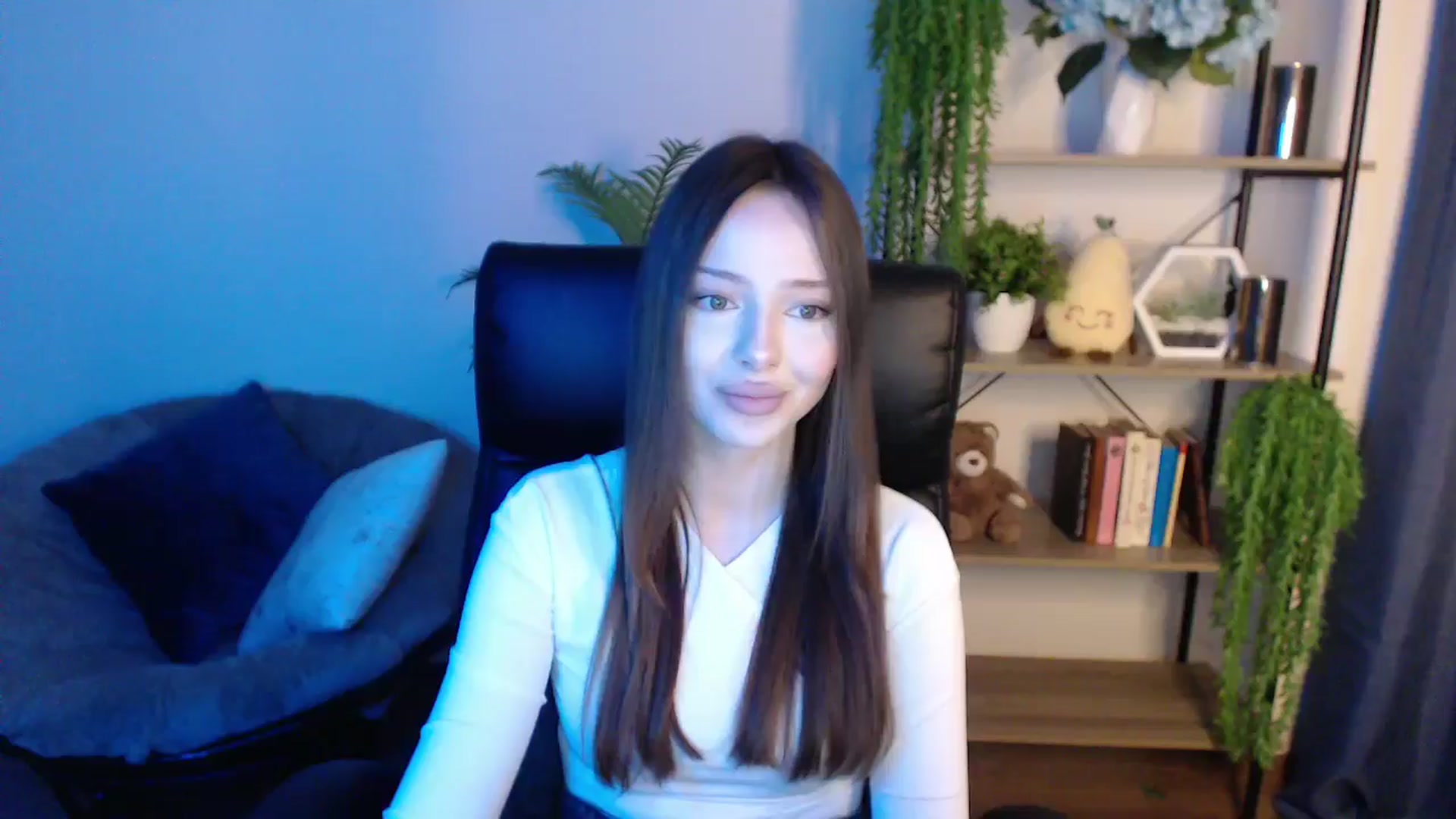 Gallery image thumbnail from KateManelli's myfreecams stream on, 02/25/2025, 11:17 image 17 of 20