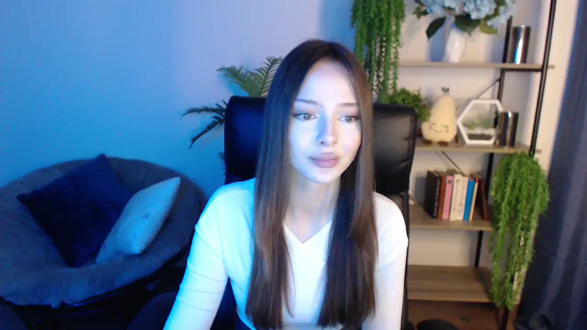 Gallery image thumbnail from KateManelli's myfreecams stream on, 02/25/2025, 12:35 image 8 of 20