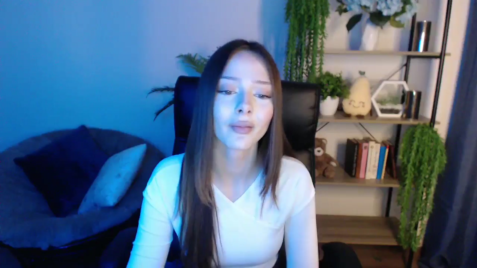Gallery image thumbnail from KateManelli's myfreecams stream on, 02/25/2025, 12:35 image 19 of 20
