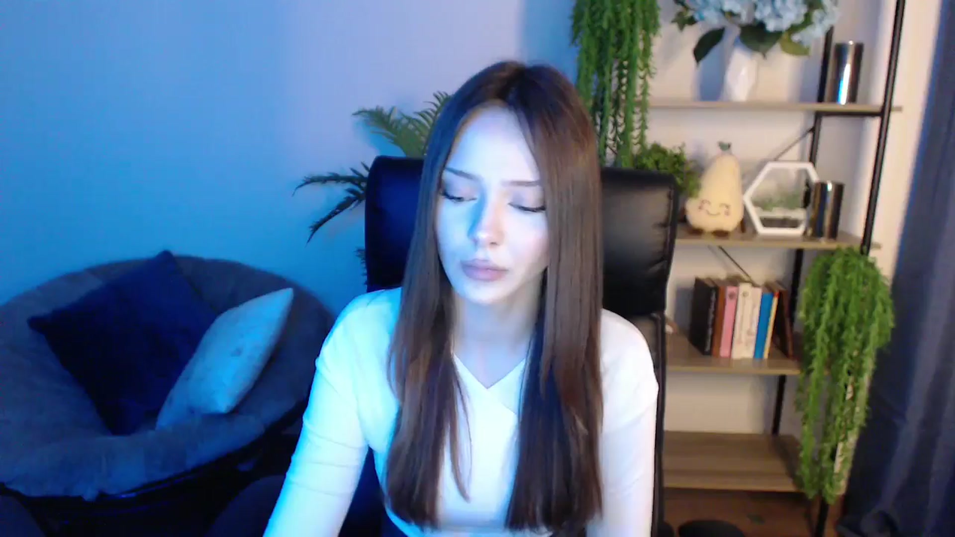Gallery image thumbnail from KateManelli's myfreecams stream on, 02/25/2025, 12:35 image 7 of 20