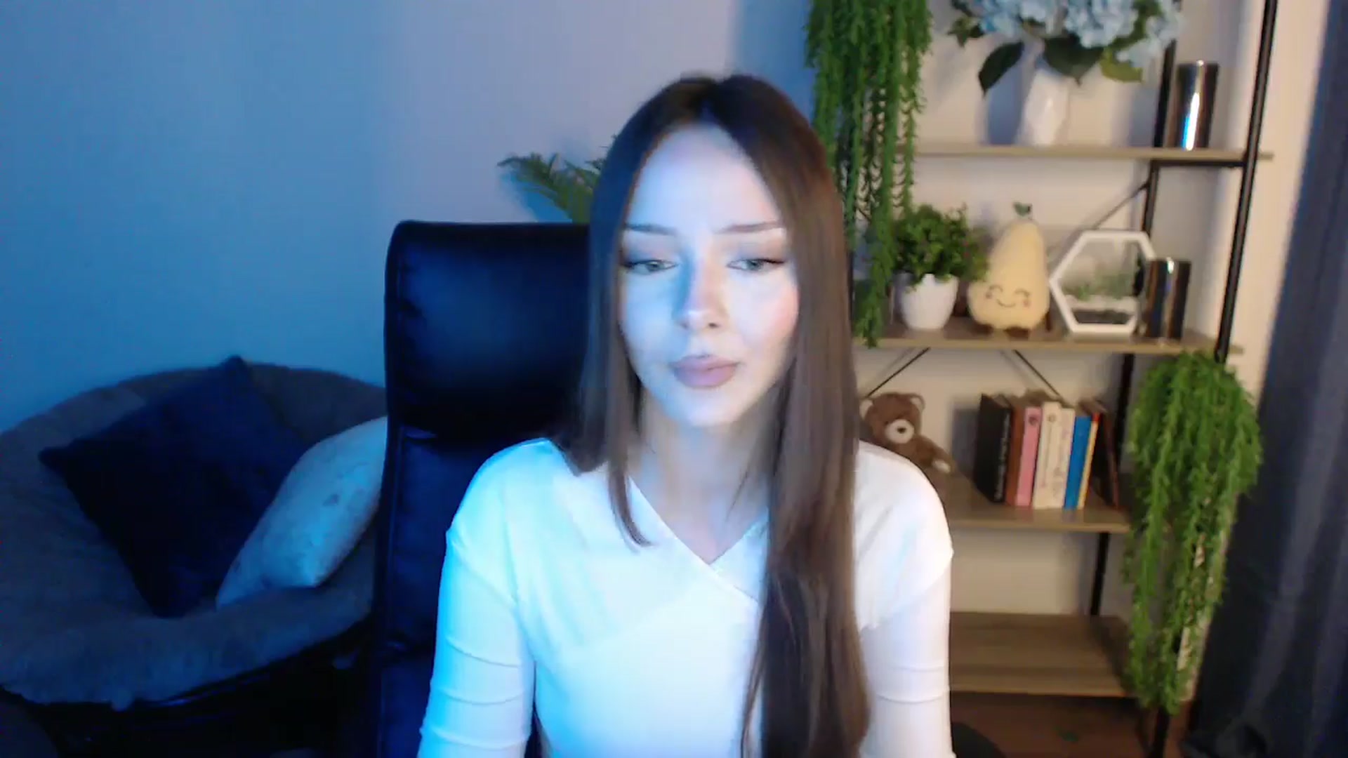 Gallery image thumbnail from KateManelli's myfreecams stream on, 02/25/2025, 14:50 image 19 of 20