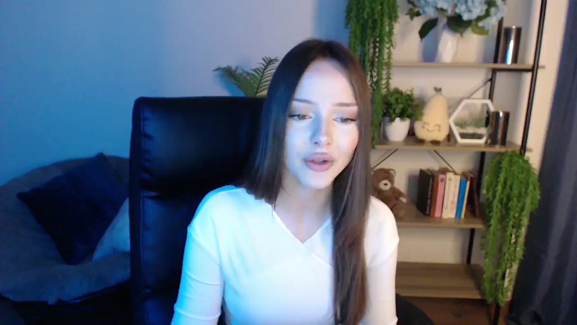 Gallery image thumbnail from KateManelli's myfreecams stream on, 02/25/2025, 14:50 image 20 of 20