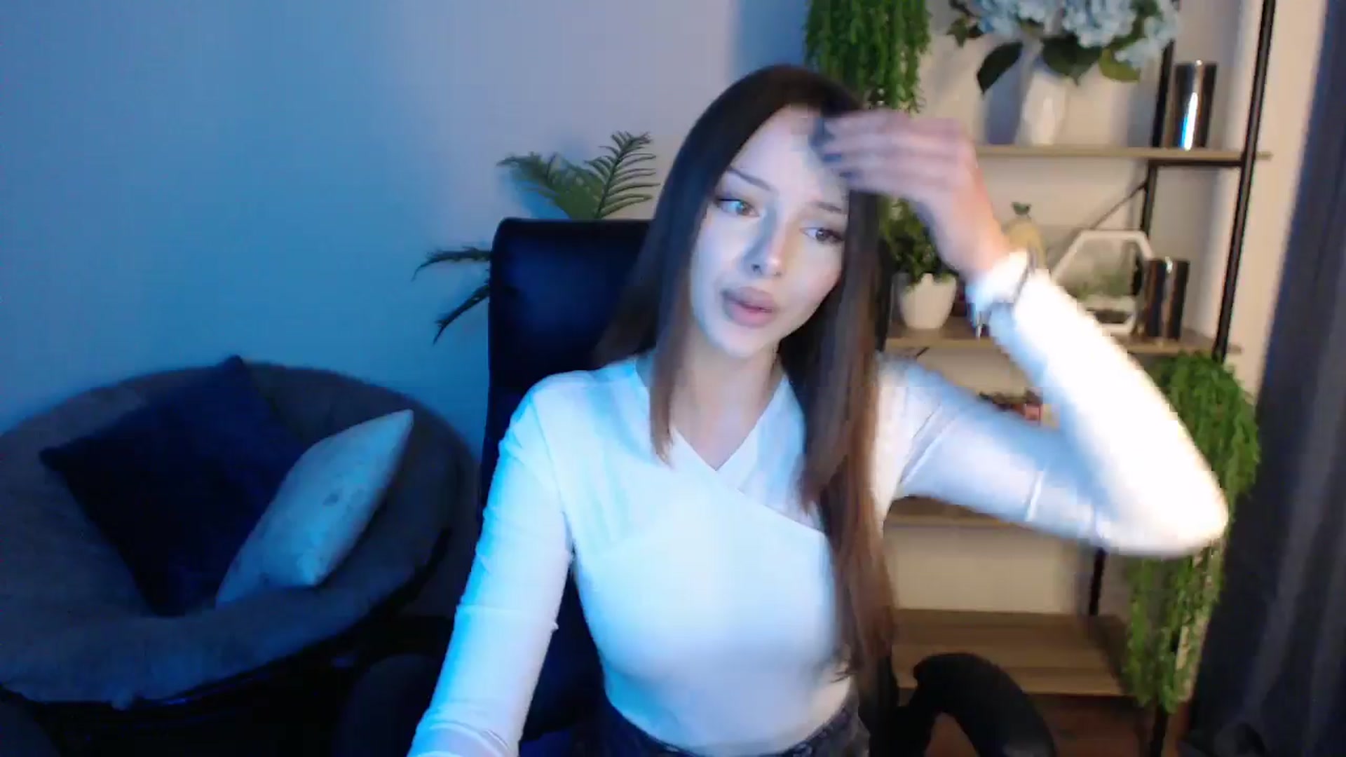 Gallery image thumbnail from KateManelli's myfreecams stream on, 02/25/2025, 14:50 image 9 of 20