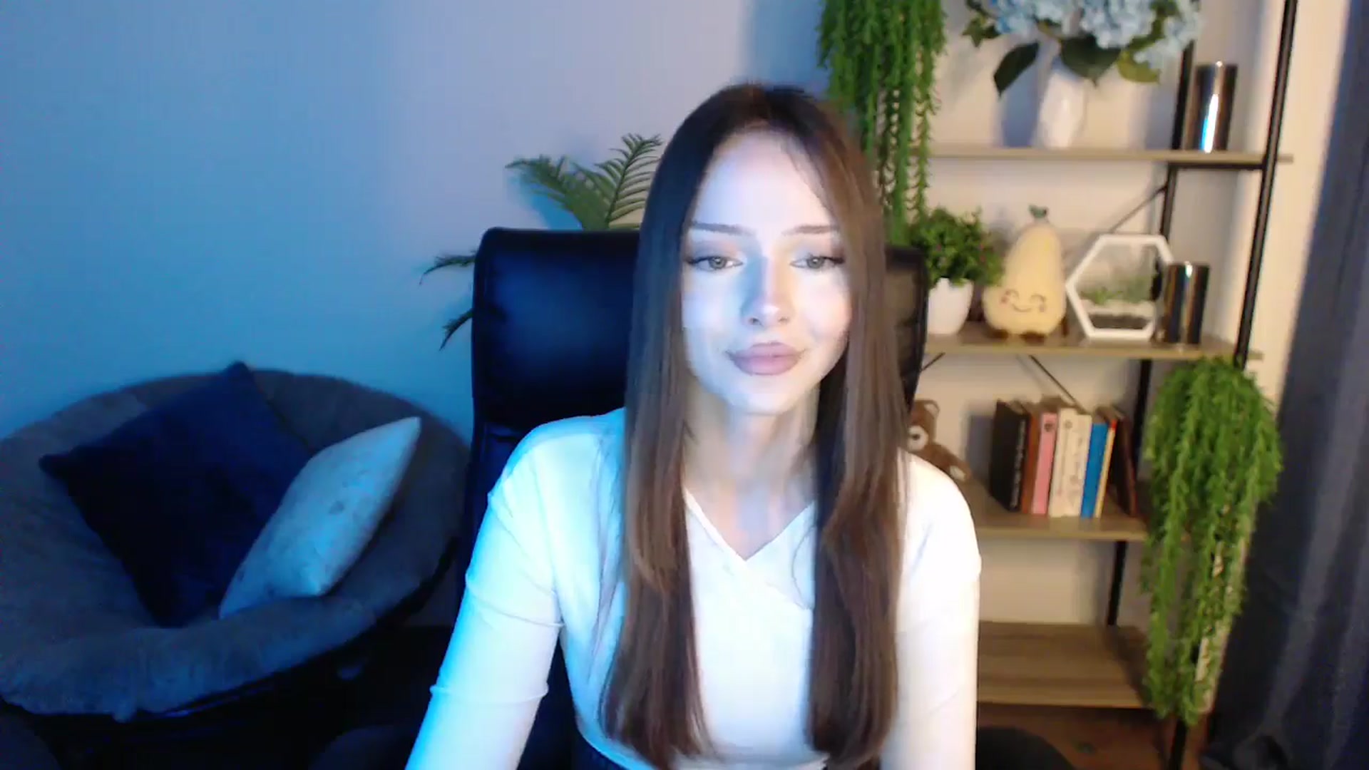 Gallery image thumbnail from KateManelli's myfreecams stream on, 02/25/2025, 14:50 image 3 of 20
