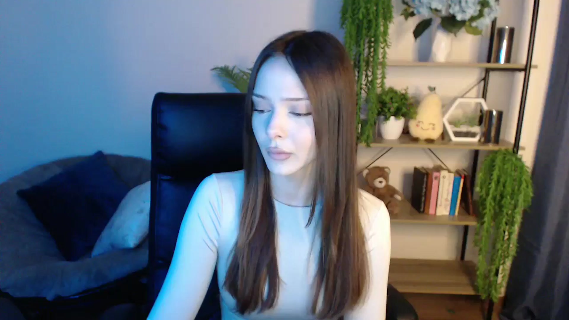 Gallery image thumbnail from KateManelli's myfreecams stream on, 02/26/2025, 09:30 image 16 of 20
