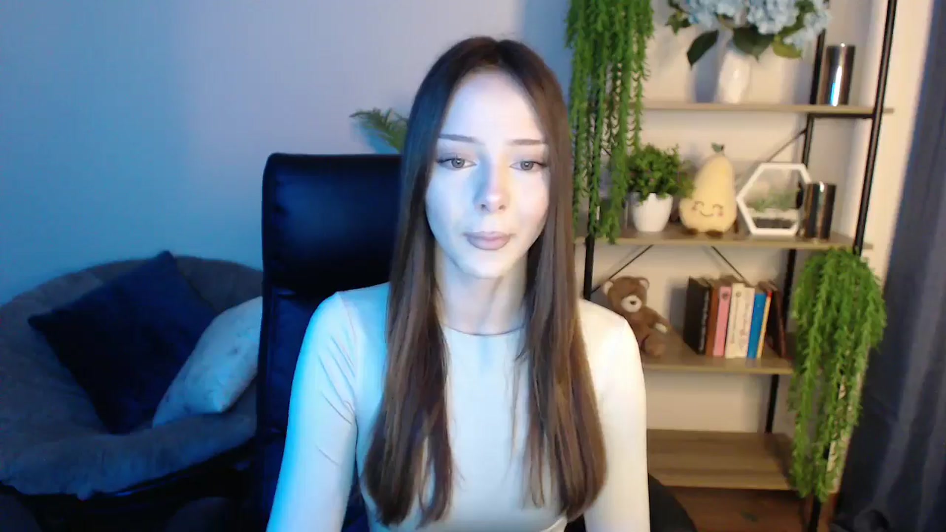 Gallery image thumbnail from KateManelli's myfreecams stream on, 02/26/2025, 09:30 image 13 of 20