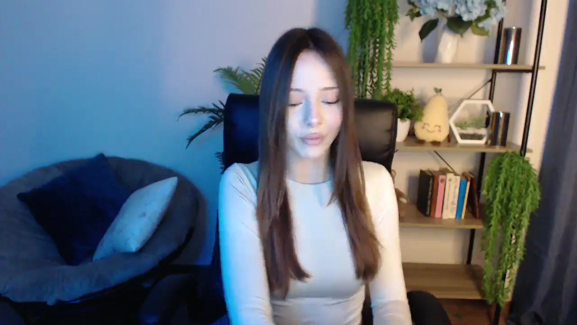 Gallery image thumbnail from KateManelli's myfreecams stream on, 02/26/2025, 09:30 image 5 of 20
