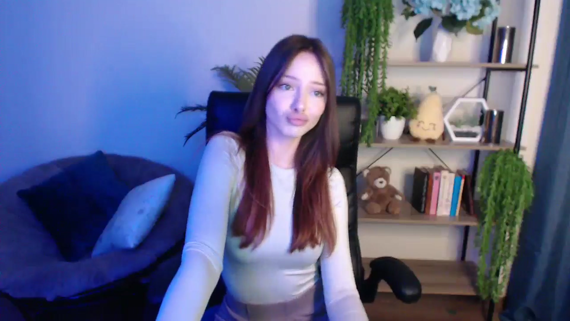 Gallery image thumbnail from KateManelli's myfreecams stream on, 02/26/2025, 11:11 image 19 of 20